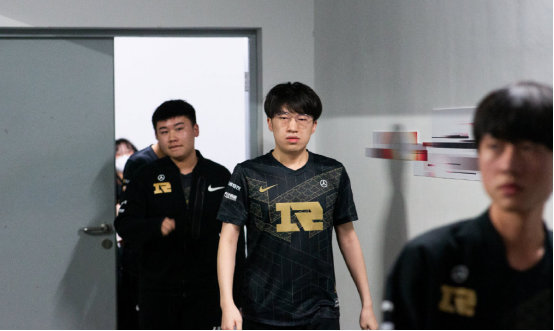 以确保连续 以确保连续